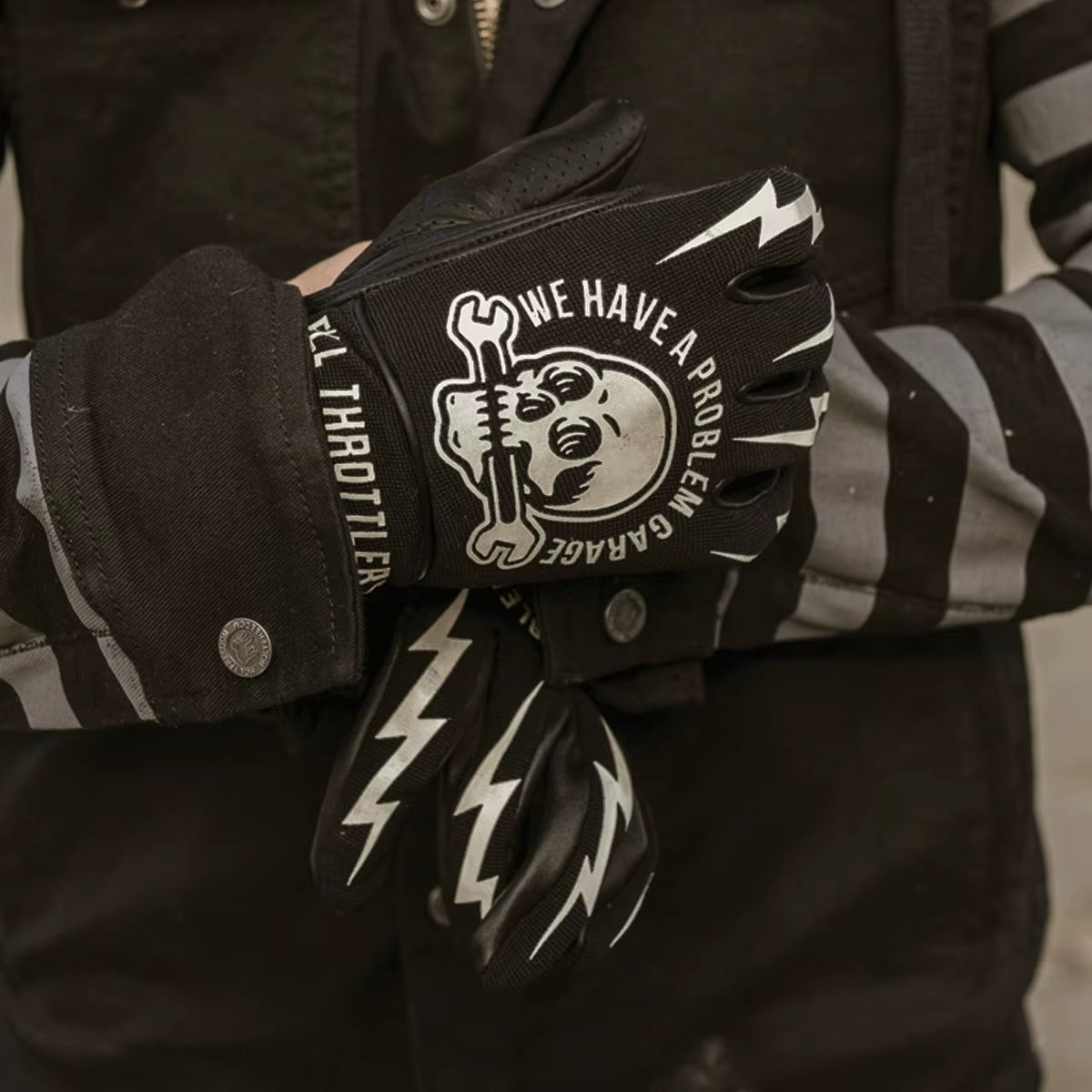 Motorcycle Gloves Motorcycle Gloves Racing Long Hard Shell Leather Riding Gloves Thick Breathable Gloves